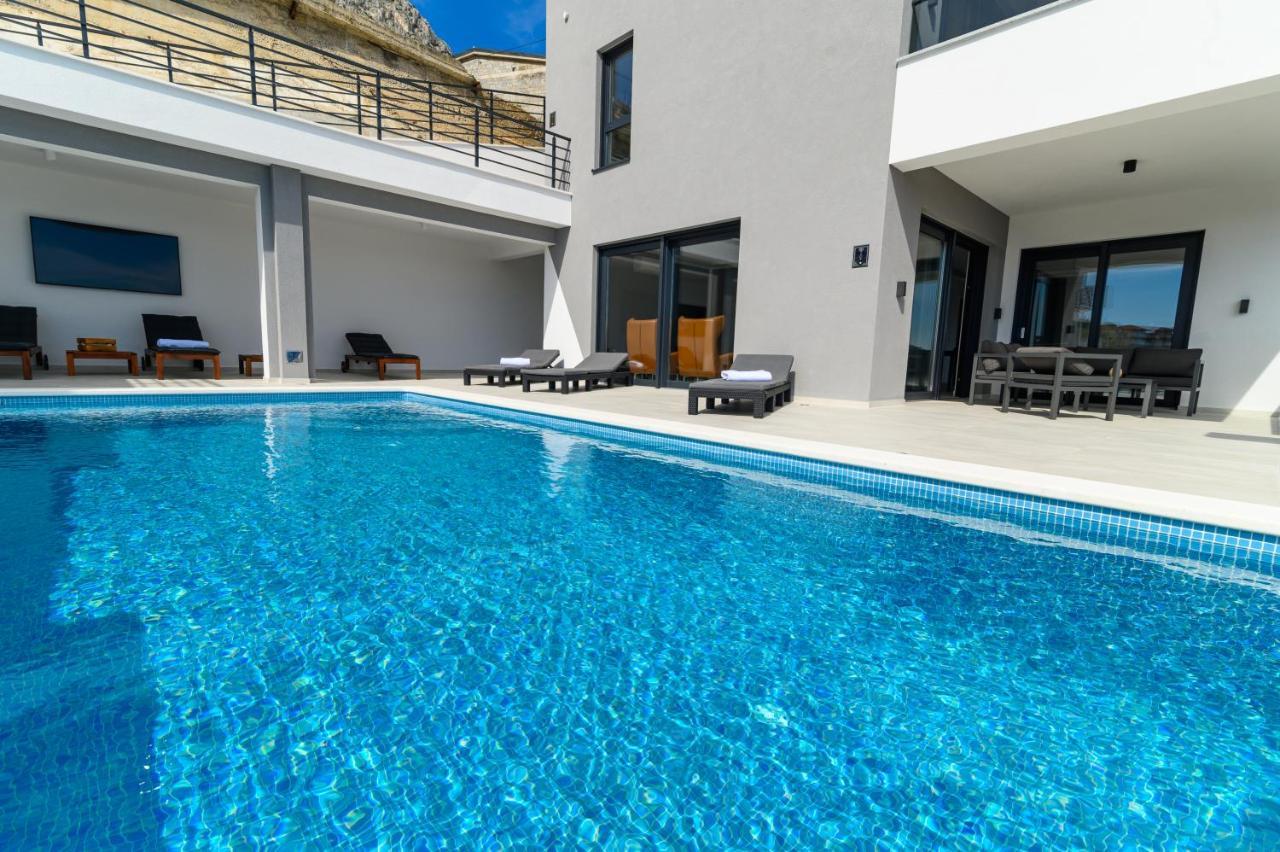 Villa Kebeo Duće Exteriör bild